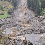 La route de la vallée de Saas a été coupée par une lave torrentielle jeudi matin
